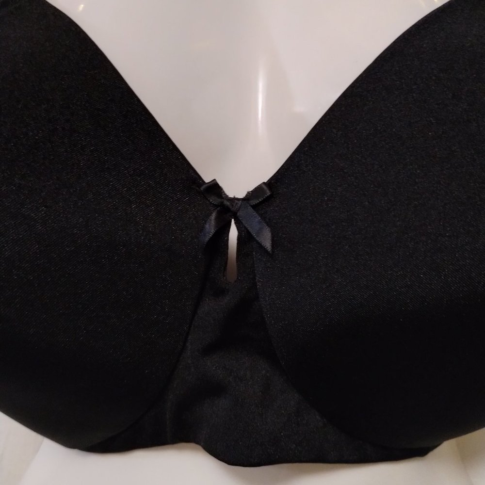 Comfort Choice (44D) Smooth T-Shirt Bra - Picture 2 of 7